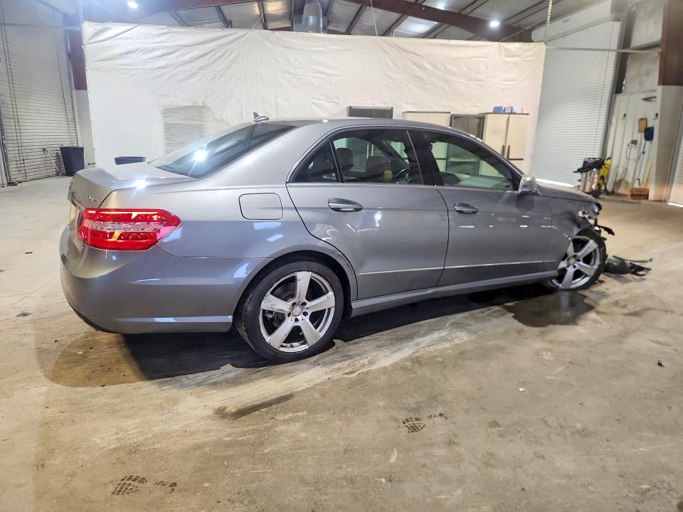 Продаж на аукціоні авто 2010 Mercedes-benz E, vin: WDDHF8HB1AA065527, номер лоту: 58842096