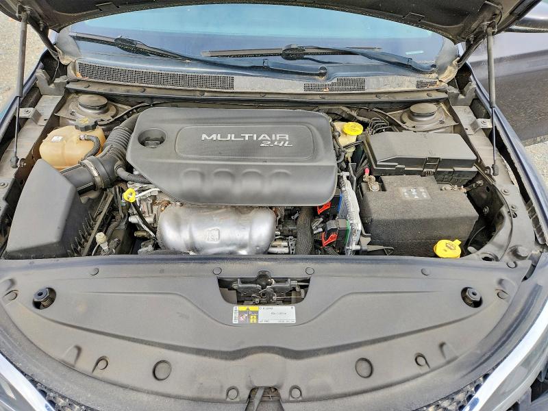 Продажа на аукционе авто 2015 Chrysler 200, vin: 1C3CCCAB2FN725900, номер лота: 54471426