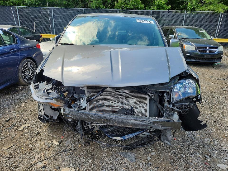 55893556 :رقم المزاد ، 2C4RDGCG5DR817182 vin ، 2013 Dodge Grand Caravan مزاد بيع
