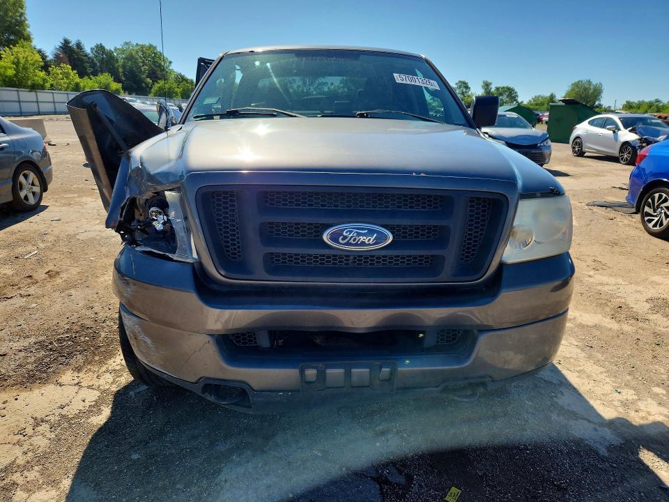 57001326 :رقم المزاد ، 1FTRX14W94NA47317 vin ، 2004 Ford F150 مزاد بيع
