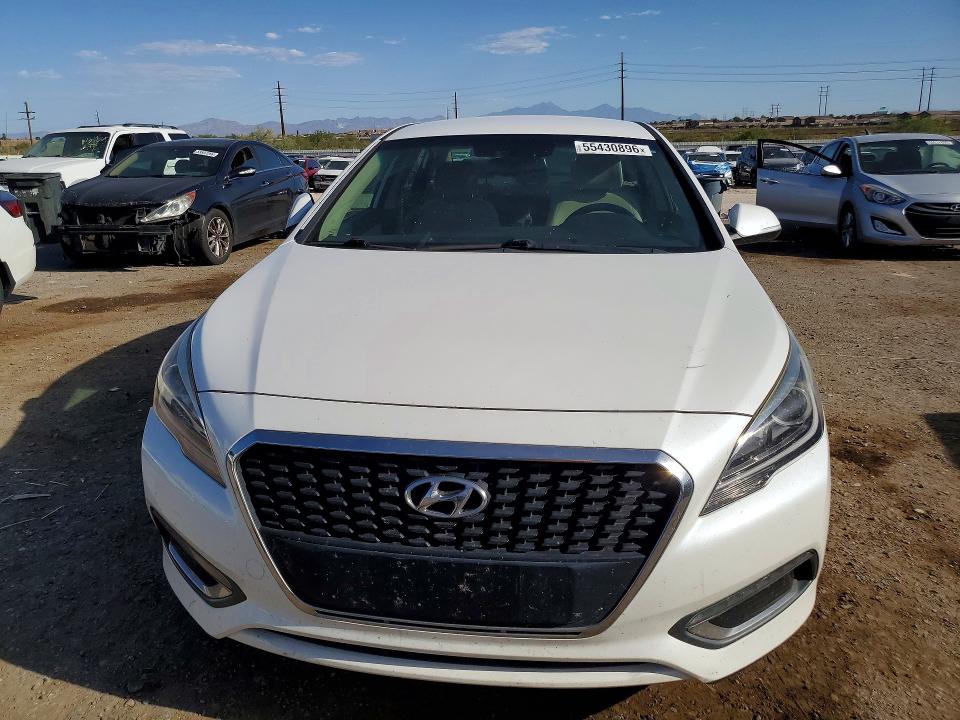 2016 Hyundai Sonata Hybrid მანქანა იყიდება აუქციონზე, vin: KMHE24L12GA014056, აუქციონის ნომერი: 55430896