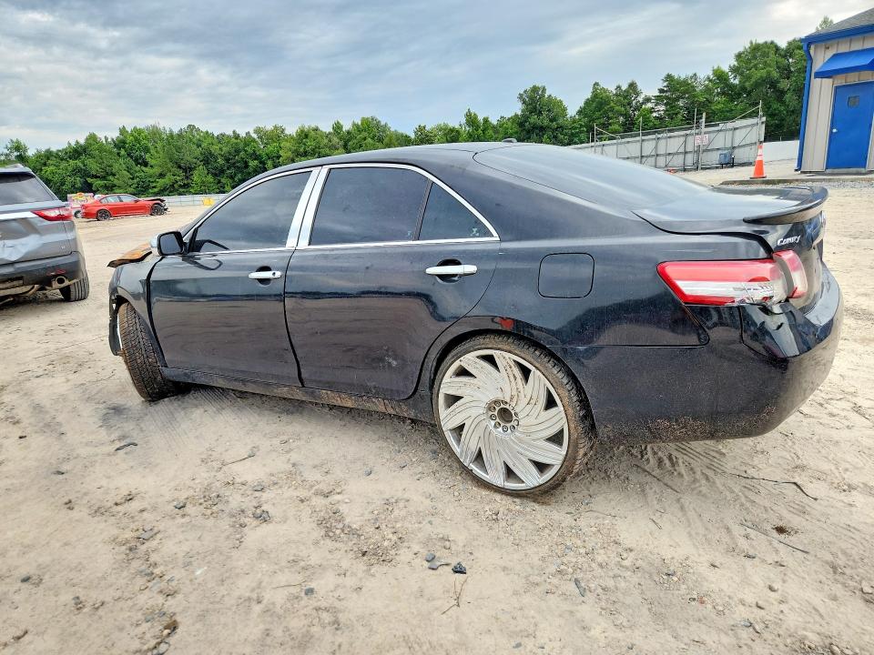 58404836 :رقم المزاد ، 4T1BF3EK1AU073225 vin ، 2010 Toyota Camry مزاد بيع