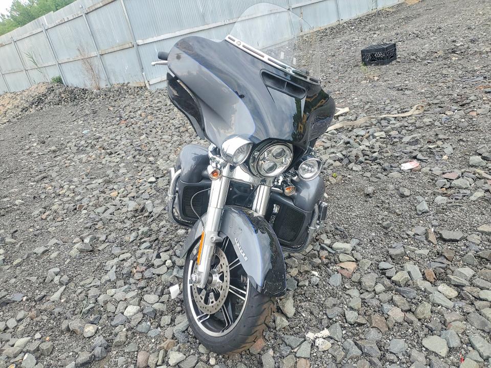 57715866 :رقم المزاد ، 1HD1KEF18MB665975 vin ، 2021 Harley-davidson Flhtk مزاد بيع