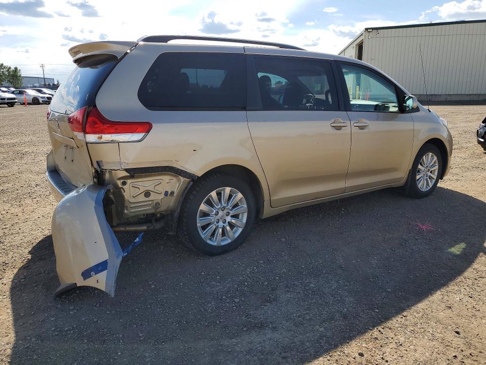 2011 Toyota Sienna მანქანა იყიდება აუქციონზე, vin: 5TDJK3DC2BS009593, აუქციონის ნომერი: 58142436