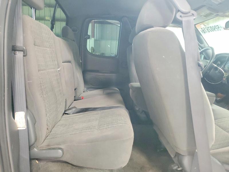 52907616 :رقم المزاد ، 5TBRN34174S438152 vin ، 2004 Toyota Tundra مزاد بيع