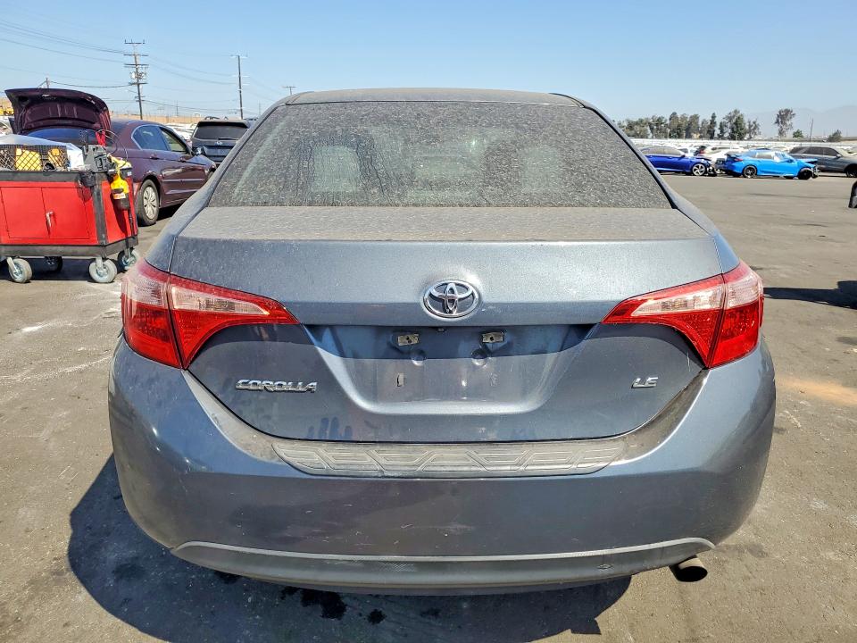 57080426 :رقم المزاد ، 5YFBURHE1HP622206 vin ، 2017 Toyt Corolla مزاد بيع
