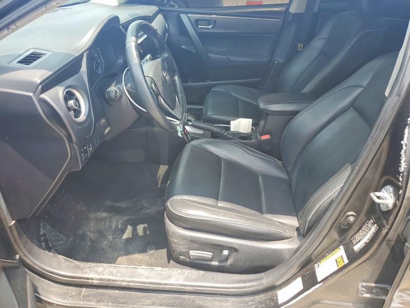 57887606 :رقم المزاد ، 5YFBURHE3JP840962 vin ، 2018 Toyota Corolla مزاد بيع