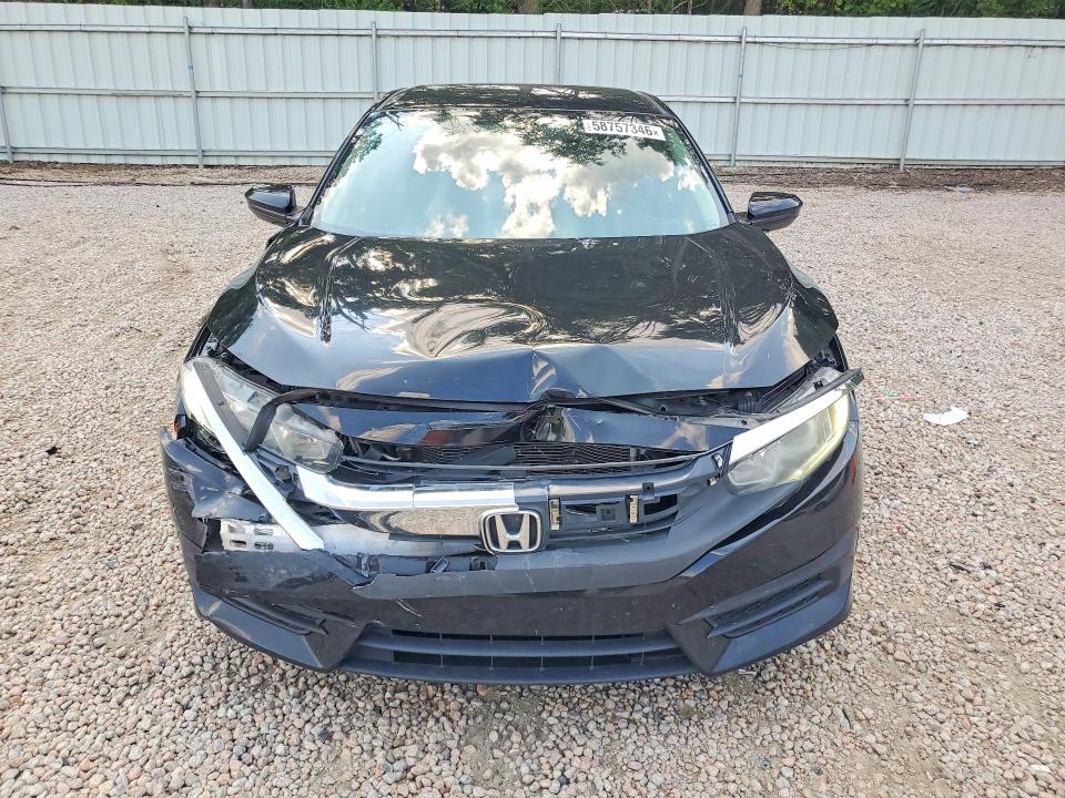 Продаж на аукціоні авто 2018 Honda Civic, vin: 2HGFC2F58JH531428, номер лоту: 58757346