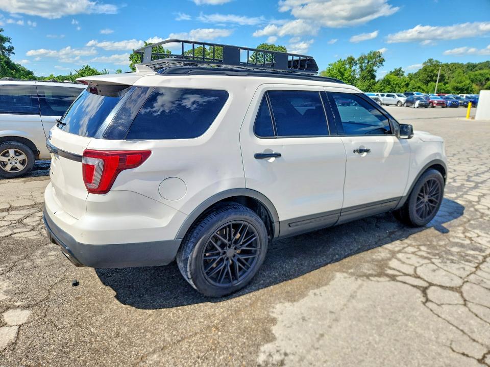 2017 Ford Explorer მანქანა იყიდება აუქციონზე, vin: 1FM5K8GT4HGC22795, აუქციონის ნომერი: 56807516