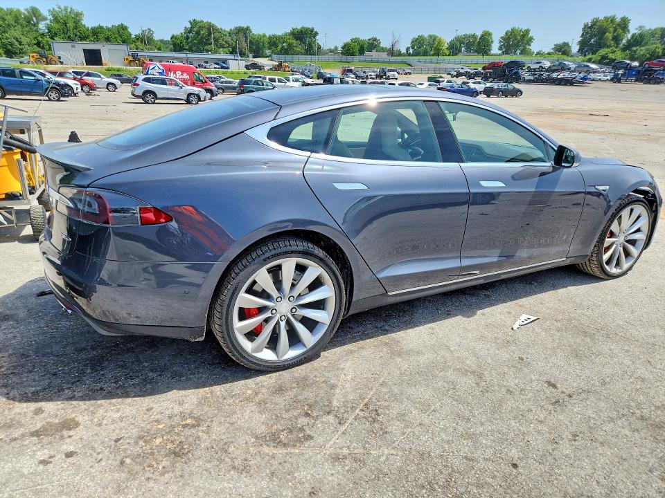 Продажа на аукционе авто 2015 Tesla Model S, vin: 5YJSA1H28FFP77750, номер лота: 59136926