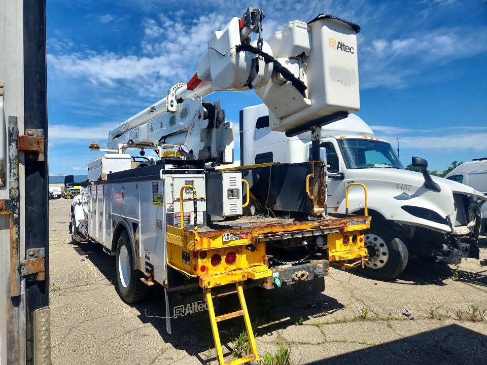 56357826 :رقم المزاد ، 3FRXX7FKXFV638576 vin ، 2015 Ford F750 مزاد بيع