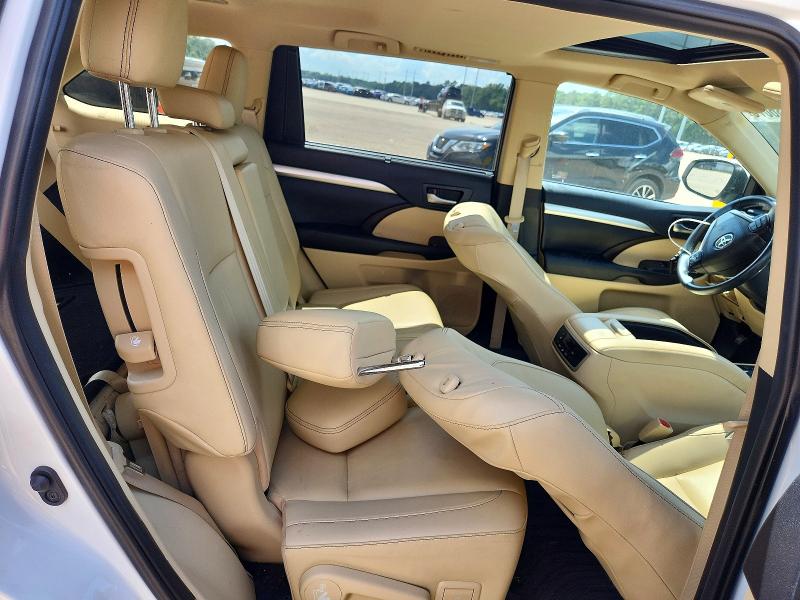 Продажа на аукционе авто 2019 Toyota Highlander, vin: 5TDKZRFH7KS568164, номер лота: 56136076