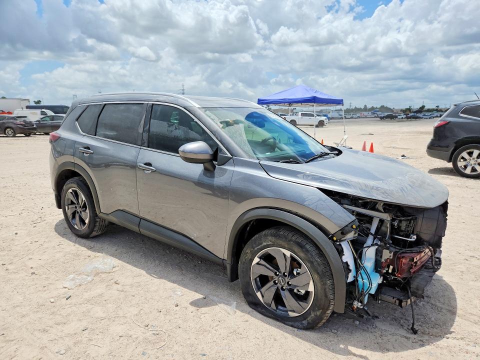 57212966 :رقم المزاد ، 5N1BT3BA7TC670764 vin ، 2026 Nissan Rogue مزاد بيع