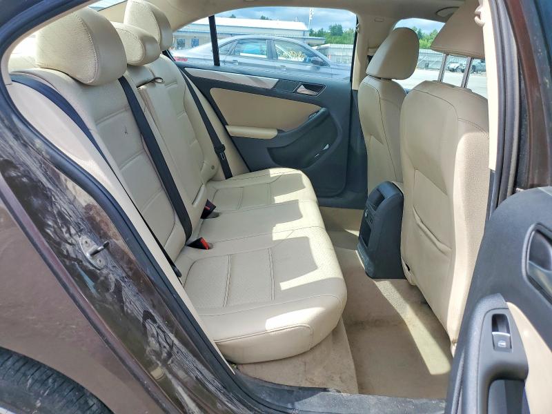 2014 Volkswagen Jetta მანქანა იყიდება აუქციონზე, vin: 3VWB17AJ9EM357765, აუქციონის ნომერი: 57867716