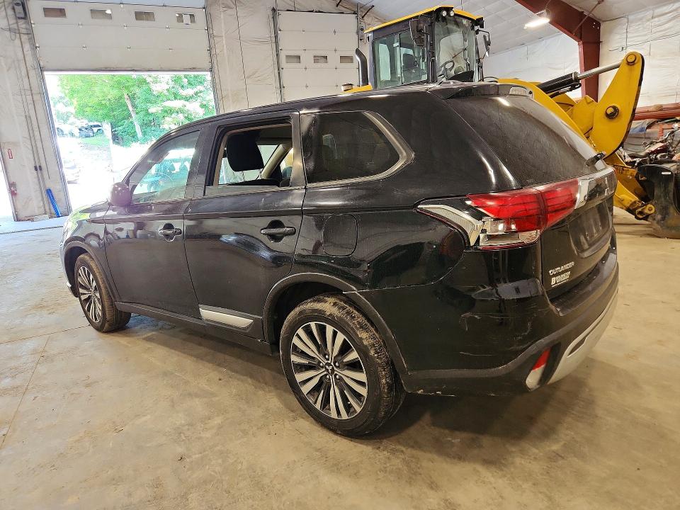 58816796 :رقم المزاد ، JA4AZ3A34LZ027684 vin ، 2020 Mitsubishi Outlander مزاد بيع