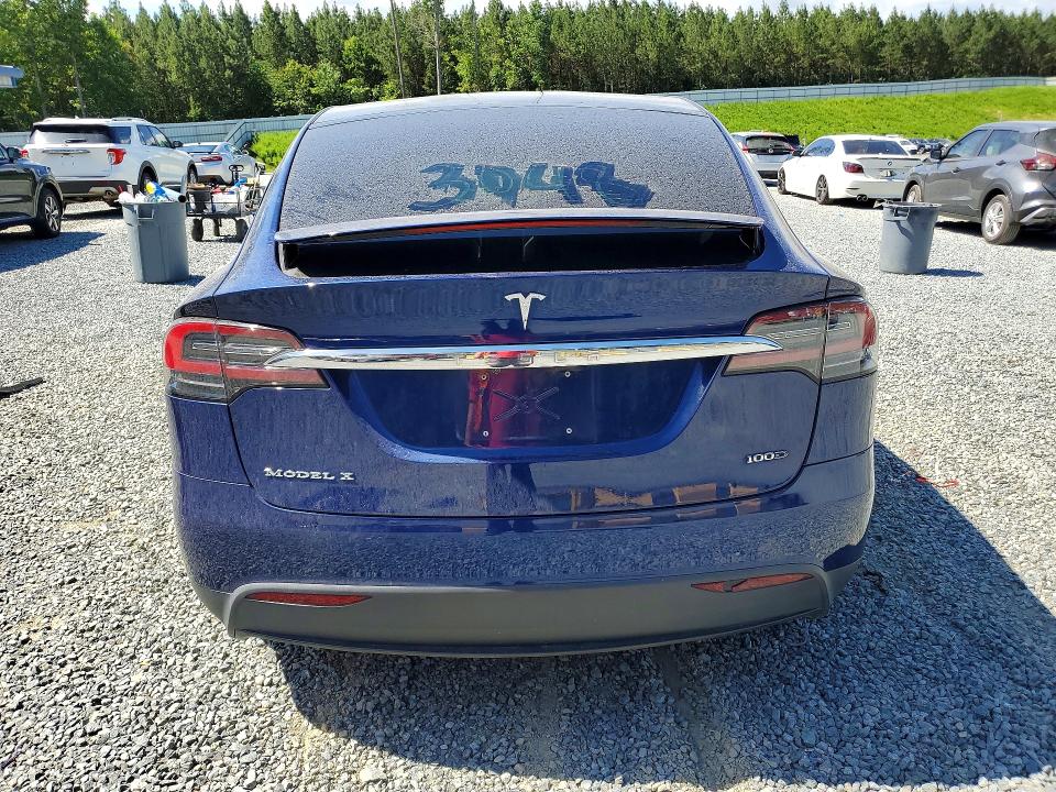 Продаж на аукціоні авто 2018 Tesla Model X, vin: 5YJXCBE27JF136057, номер лоту: 57162186