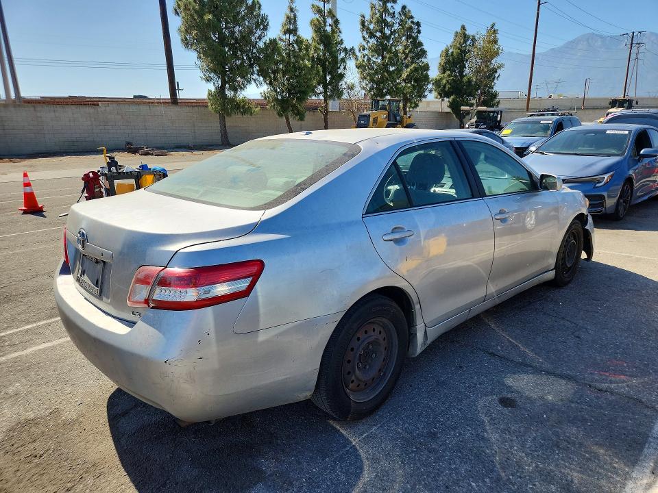 2011 Toyota Camry მანქანა იყიდება აუქციონზე, vin: 4T1BF3EK9BU768960, აუქციონის ნომერი: 55456766