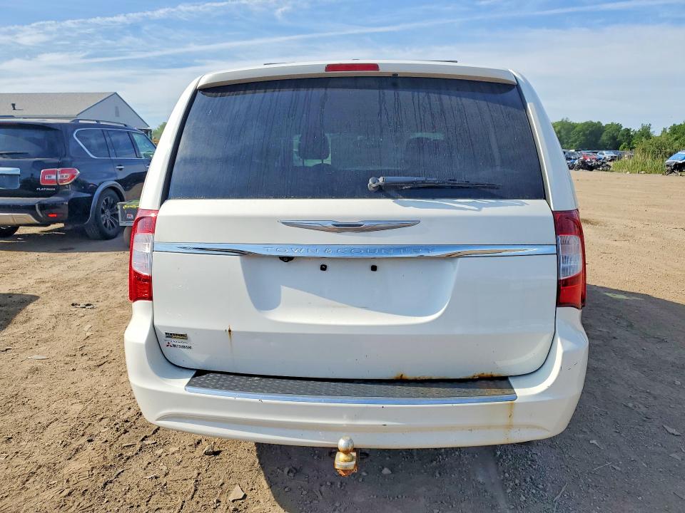 55038616 :رقم المزاد ، 2C4RC1BG8DR638135 vin ، 2013 Chrysler Town & Country مزاد بيع
