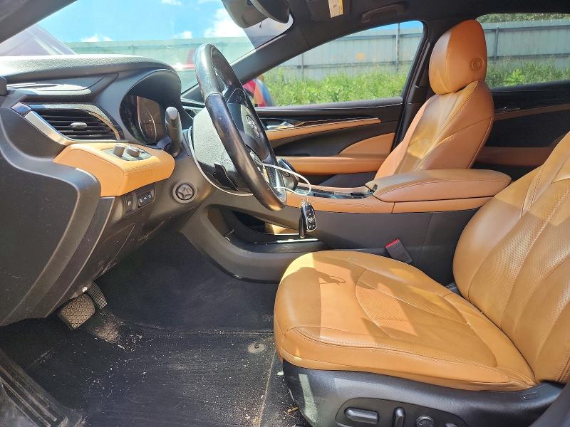 57114246 :رقم المزاد ، 1G4ZR5SS5HU155782 vin ، 2017 Buick Lacrosse مزاد بيع