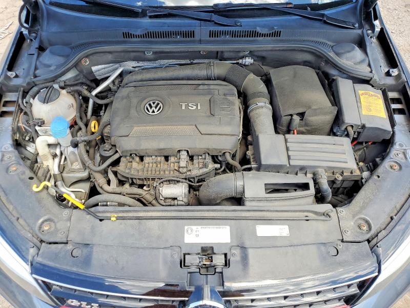 55549726 :رقم المزاد ، 3VW5T7AJ8HM320315 vin ، 2017 Volkswagen Jetta مزاد بيع