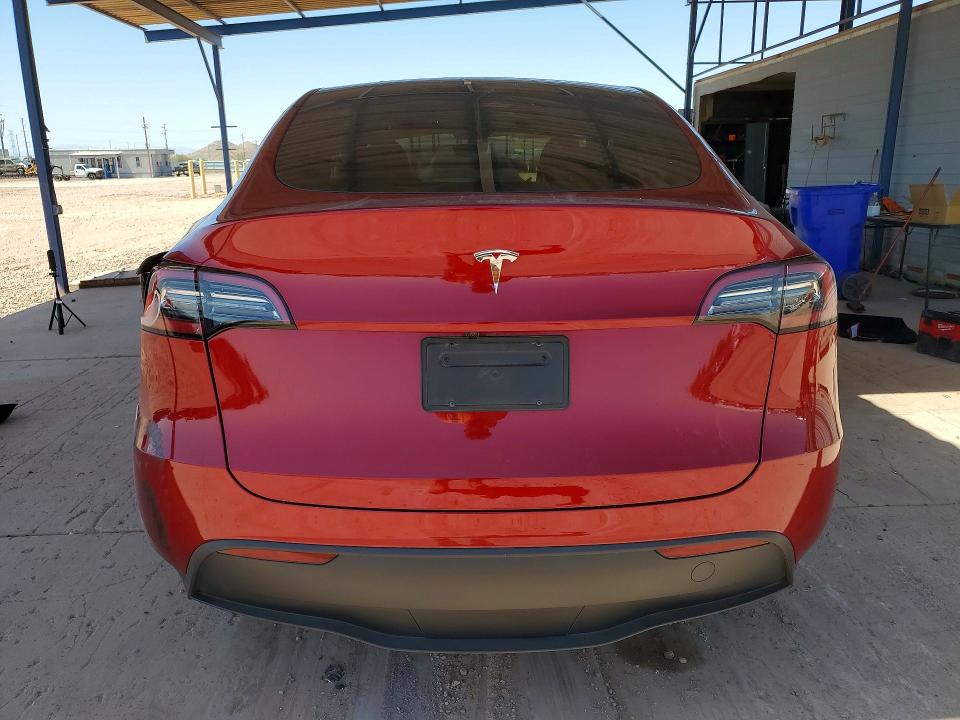 Продажа на аукционе авто 2025 Tesla Model Y, vin: 7SAYGDED0SF280026, номер лота: 56298986