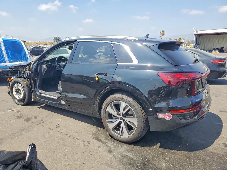 Продажа на аукционе авто 2024 Audi Q8 E-tron, vin: WA15AAGEXRB039331, номер лота: 58064156