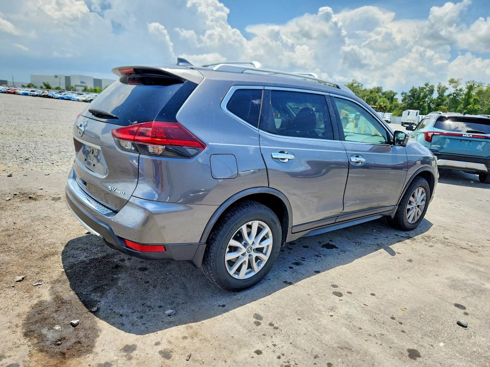 Продаж на аукціоні авто 2018 Nissan Rogue, vin: JN8AT2MV1JW353511, номер лоту: 58750646