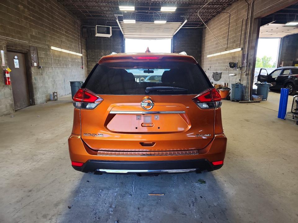 Aukcja sprzedaży 2017 Nissan Rogue, vin: JN8AT2MV8HW024427, numer aukcji: 55013826
