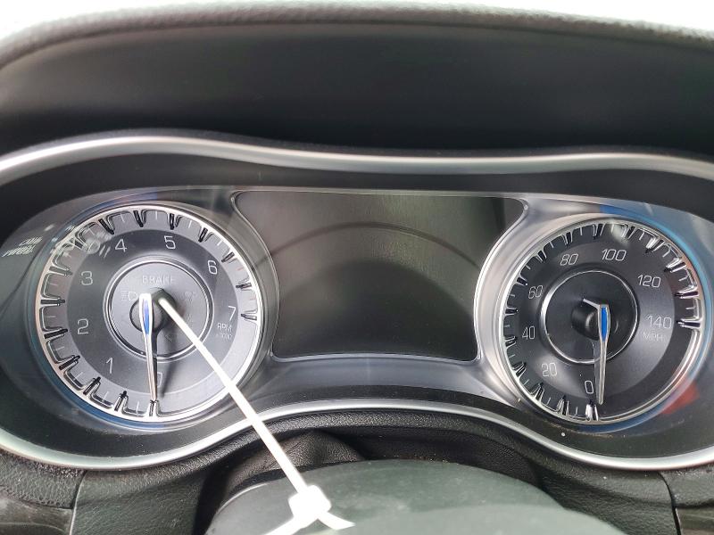 2015 Chrysler 300 მანქანა იყიდება აუქციონზე, vin: 2C3CCAAG1FH769234, აუქციონის ნომერი: 57607846