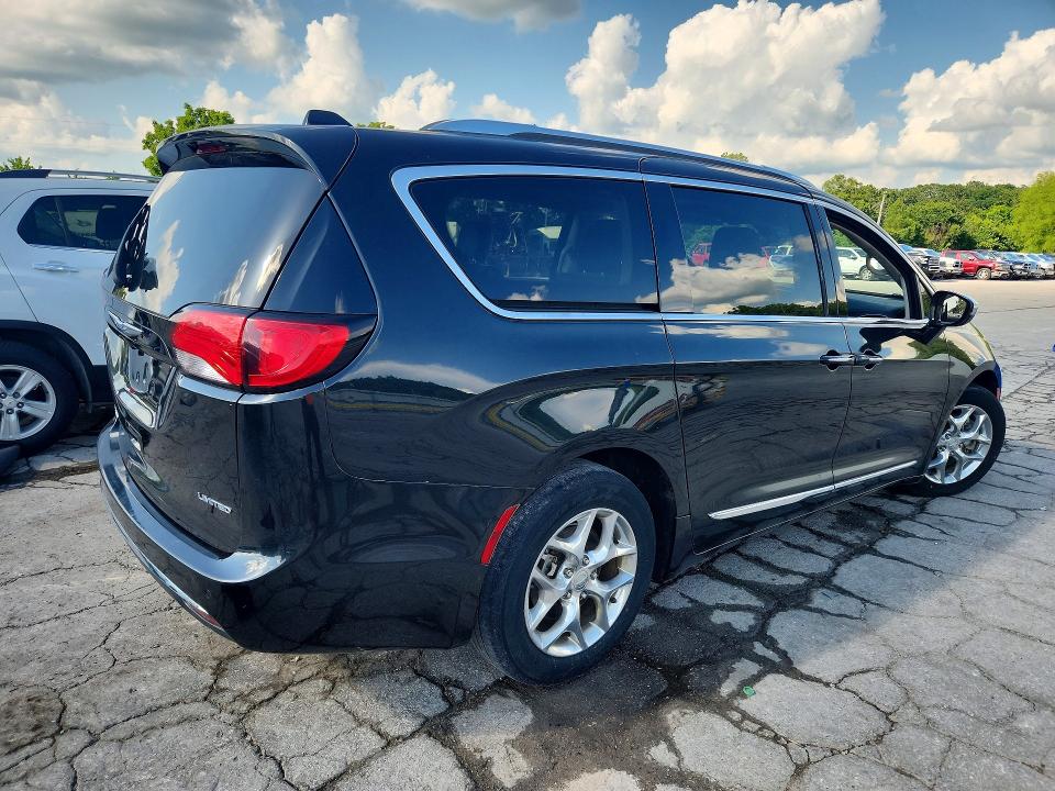 Продаж на аукціоні авто 2018 Chrysler Pacifica, vin: 2C4RC1GG9JR320576, номер лоту: 55519206
