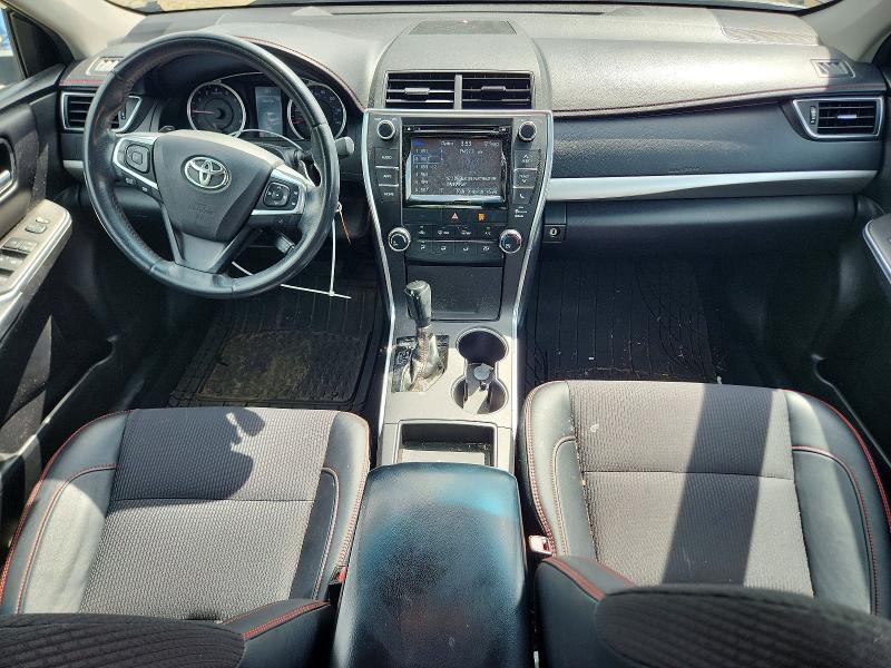 56433416 :رقم المزاد ، 4T1BF1FK0HU374310 vin ، 2017 Toyota Camry مزاد بيع