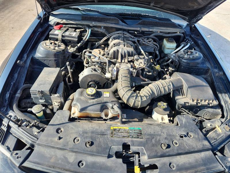 58009096 :رقم المزاد ، 1ZVFT80NX55154573 vin ، 2005 Ford Mustang مزاد بيع