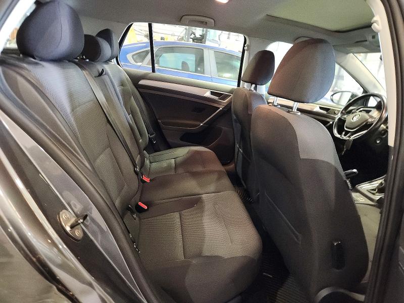 55807646 :رقم المزاد ، 3VW217AUXGM038839 vin ، 2016 Volkswagen Golf مزاد بيع
