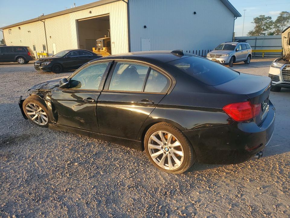 56445806 :رقم المزاد ، WBA3A5G54DNP21839 vin ، 2013 Bmw 328 مزاد بيع
