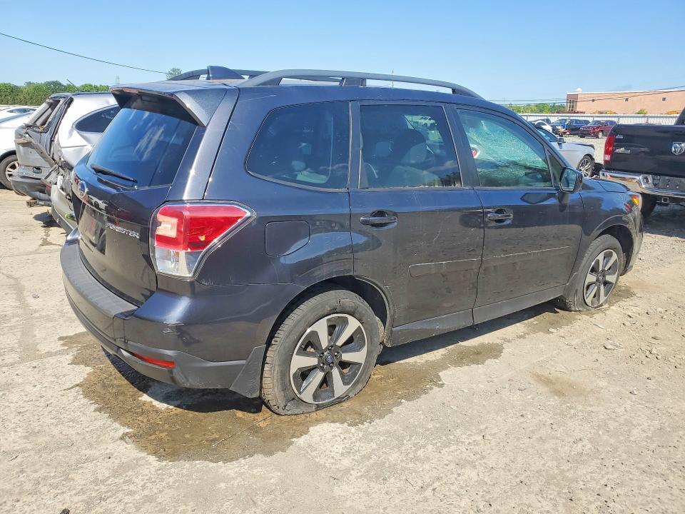 55501696 :رقم المزاد ، JF2SJAGC7JH431838 vin ، 2018 Subaru Forester مزاد بيع