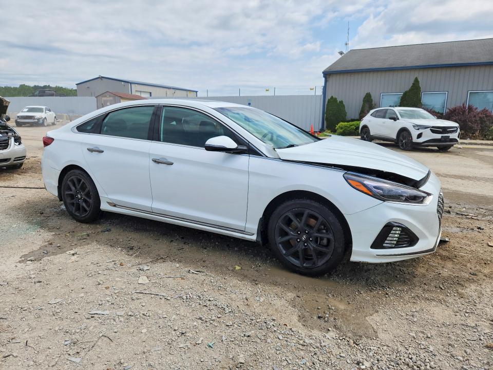 Продажа на аукционе авто 2018 Hyundai Sonata, vin: 5NPE34AB9JH678500, номер лота: 57443466