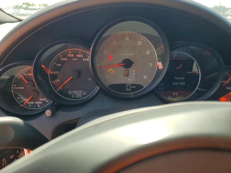 57230336 :رقم المزاد ، WP1AE2A24BLA92800 vin ، 2011 Porsche Cayenne مزاد بيع