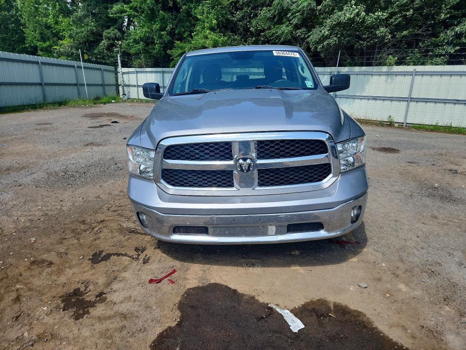 56304476 :رقم المزاد ، 1C6RR6FT6NS155009 vin ، 2022 Ram 1500 Classic مزاد بيع