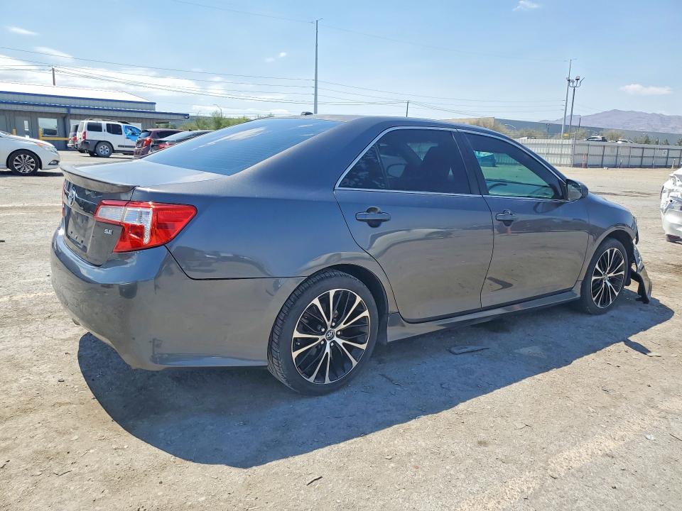 57558276 :رقم المزاد ، 4T1BF1FK8EU750196 vin ، 2014 Toyota Camry مزاد بيع