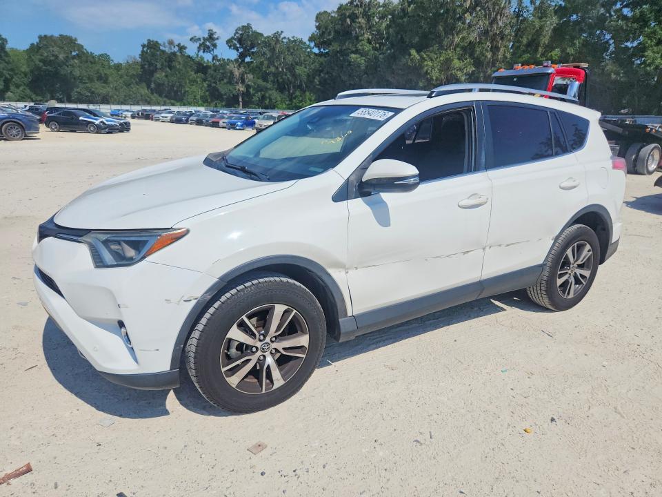 2017 Toyota Rav4 მანქანა იყიდება აუქციონზე, vin: JTMWFREV8HJ708018, აუქციონის ნომერი: 58540176