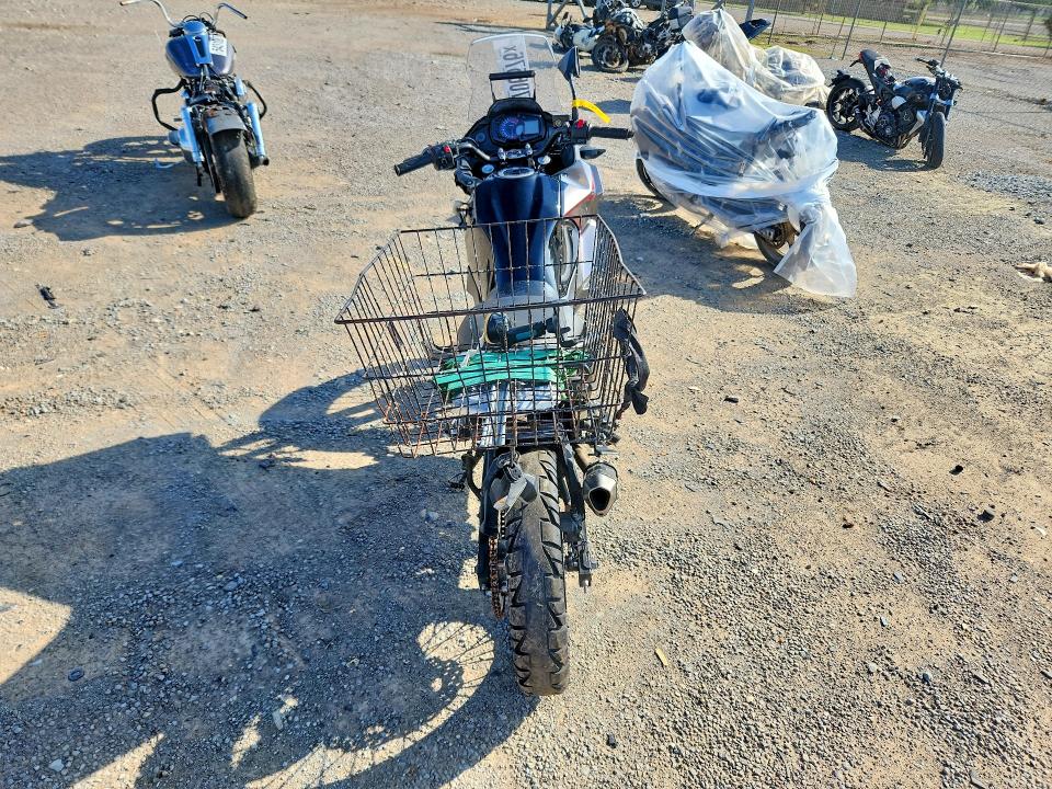 55706576 :رقم المزاد ، JKALE8C16MDA12070 vin ، 2021 Kawasaki Kle300 مزاد بيع