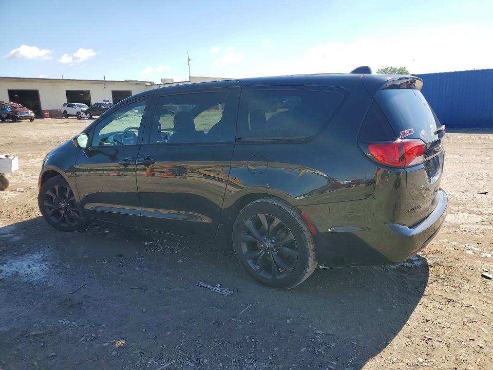 Продажа на аукционе авто 2019 Chrysler Pacifica, vin: 2C4RC1FG8KR638983, номер лота: 57646806