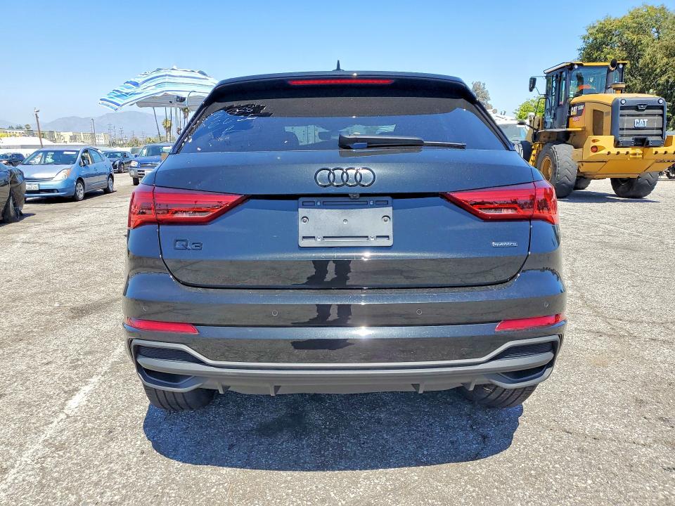 Продажа на аукционе авто 2024 Audi Q3, vin: WA1EECF31R1053365, номер лота: 56892476