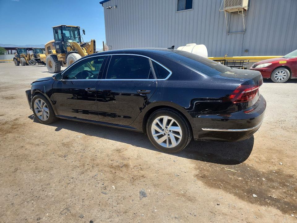 56177356 :رقم المزاد ، 1VWBA7A38JC045482 vin ، 2018 Volkswagen Passat مزاد بيع