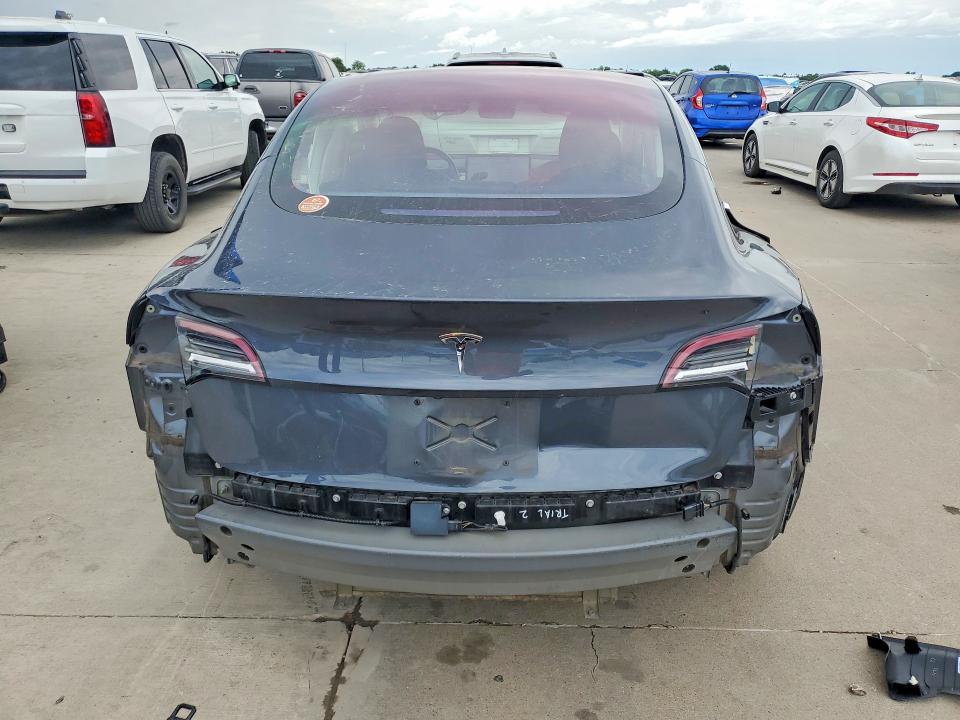 56188016 :رقم المزاد ، 5YJ3E1EA3JF005959 vin ، 2018 Tesla Model 3 مزاد بيع