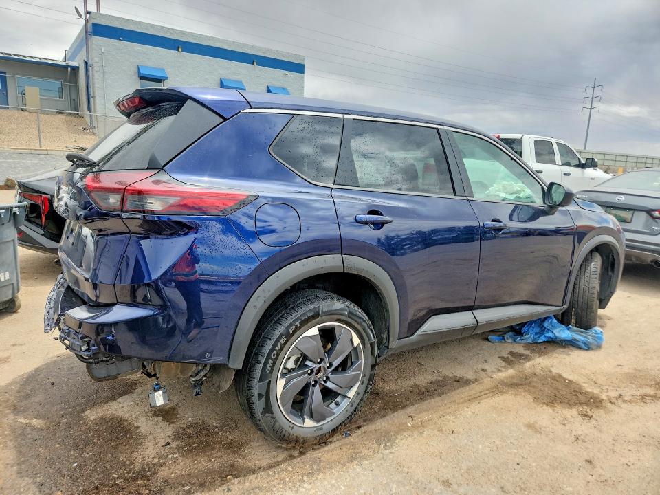58978286 :رقم المزاد ، 5N1BT3BA1SC835741 vin ، 2025 Nissan Rogue مزاد بيع
