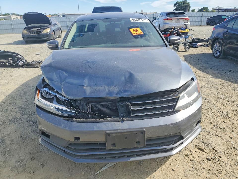 58836176 :رقم المزاد ، 3VWL17AJ3GM228427 vin ، 2016 Volkswagen Jetta مزاد بيع