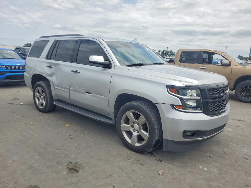 56075676 :رقم المزاد ، 1GNSCBKC7JR213714 vin ، 2018 Chevrolet Tahoe مزاد بيع
