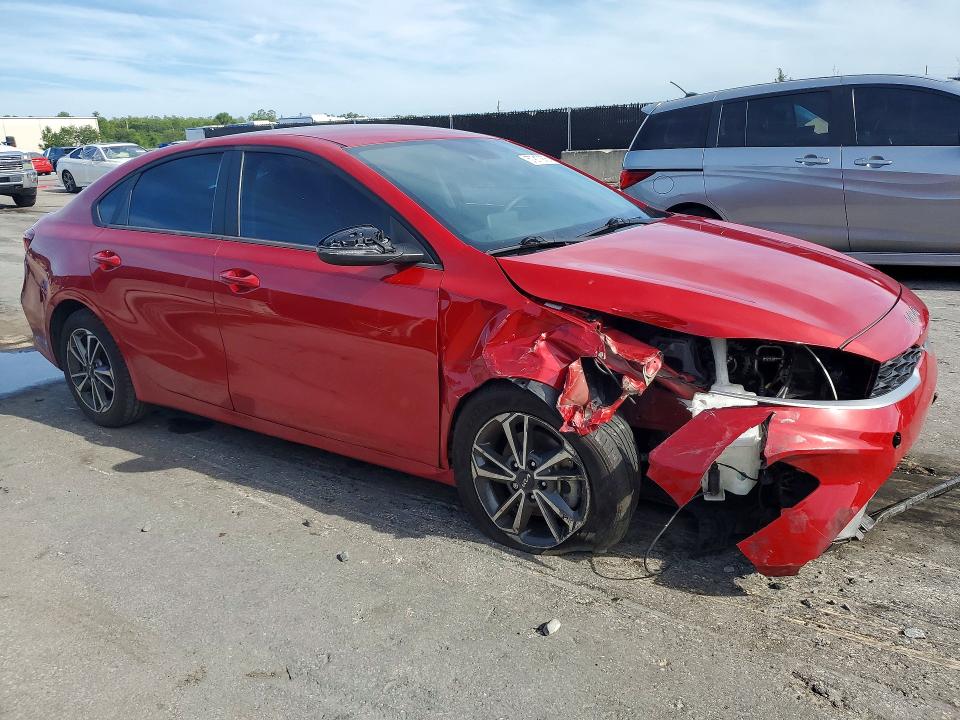2022 Kia Forte მანქანა იყიდება აუქციონზე, vin: 3KPF24AD1NE424914, აუქციონის ნომერი: 57917976