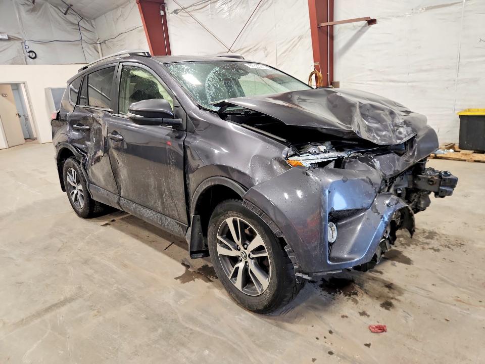 2018 Toyota Rav4 მანქანა იყიდება აუქციონზე, vin: JTMRFREV8JJ257076, აუქციონის ნომერი: 57335266